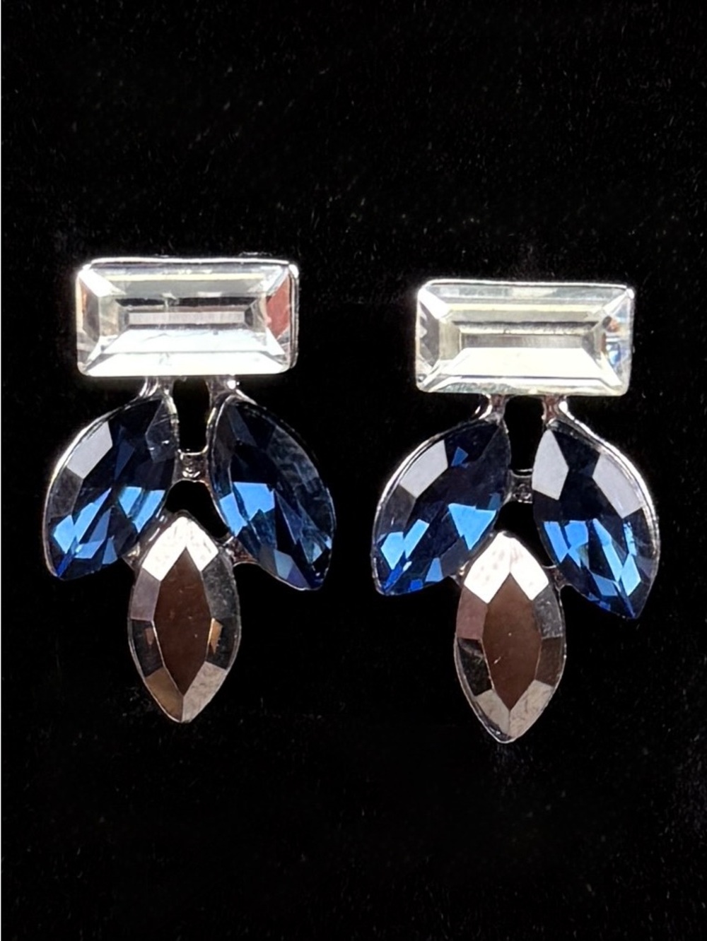 Vintage bling blue gray clear pierced holiday earrings